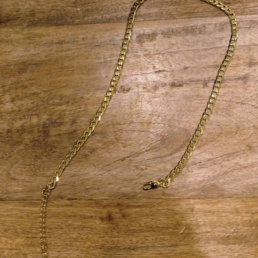18KGP Luxe Gold Chain Necklace - Picture 2 of 5